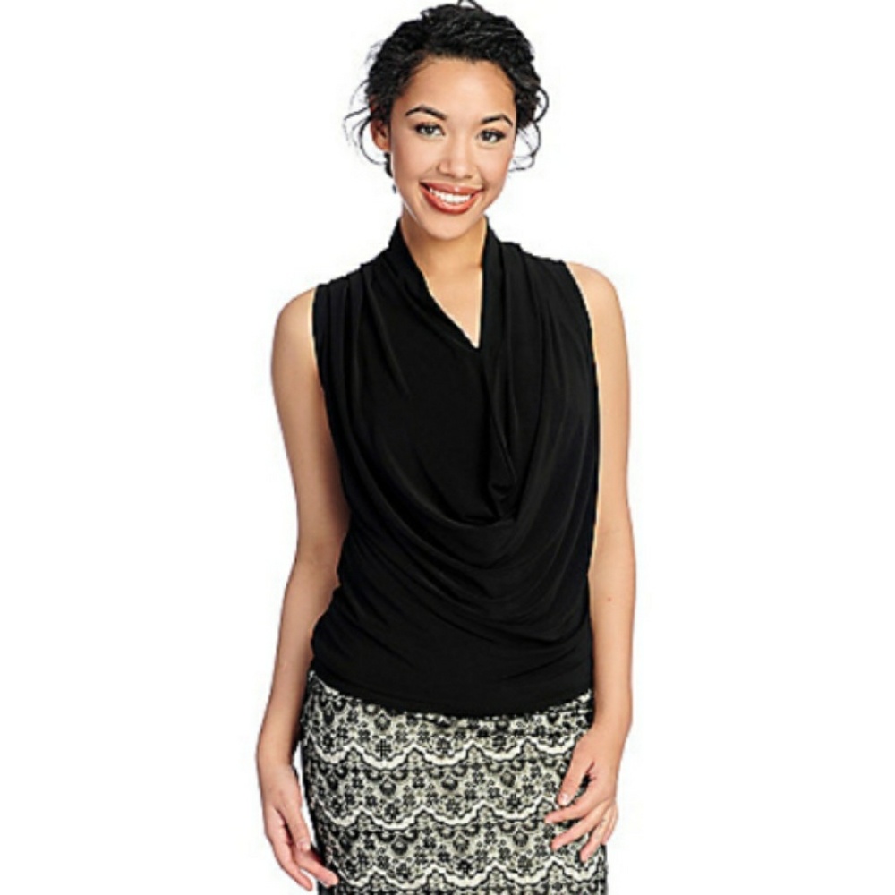 🌟Marc Bouwer Knit Sleeveless Drape Top🌟